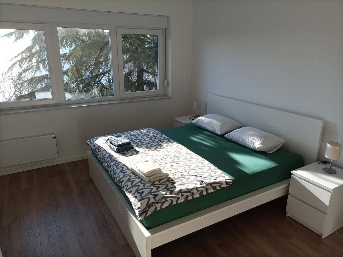 Apartman Pecine Rijeka Eksteriør billede