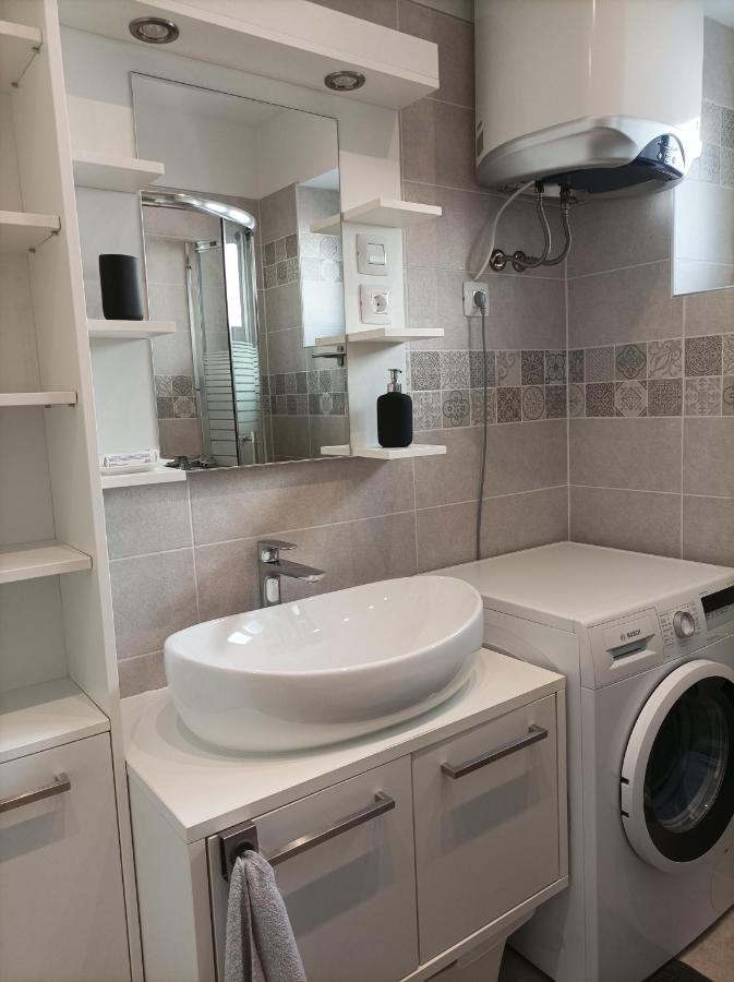 Apartman Pecine Rijeka Eksteriør billede